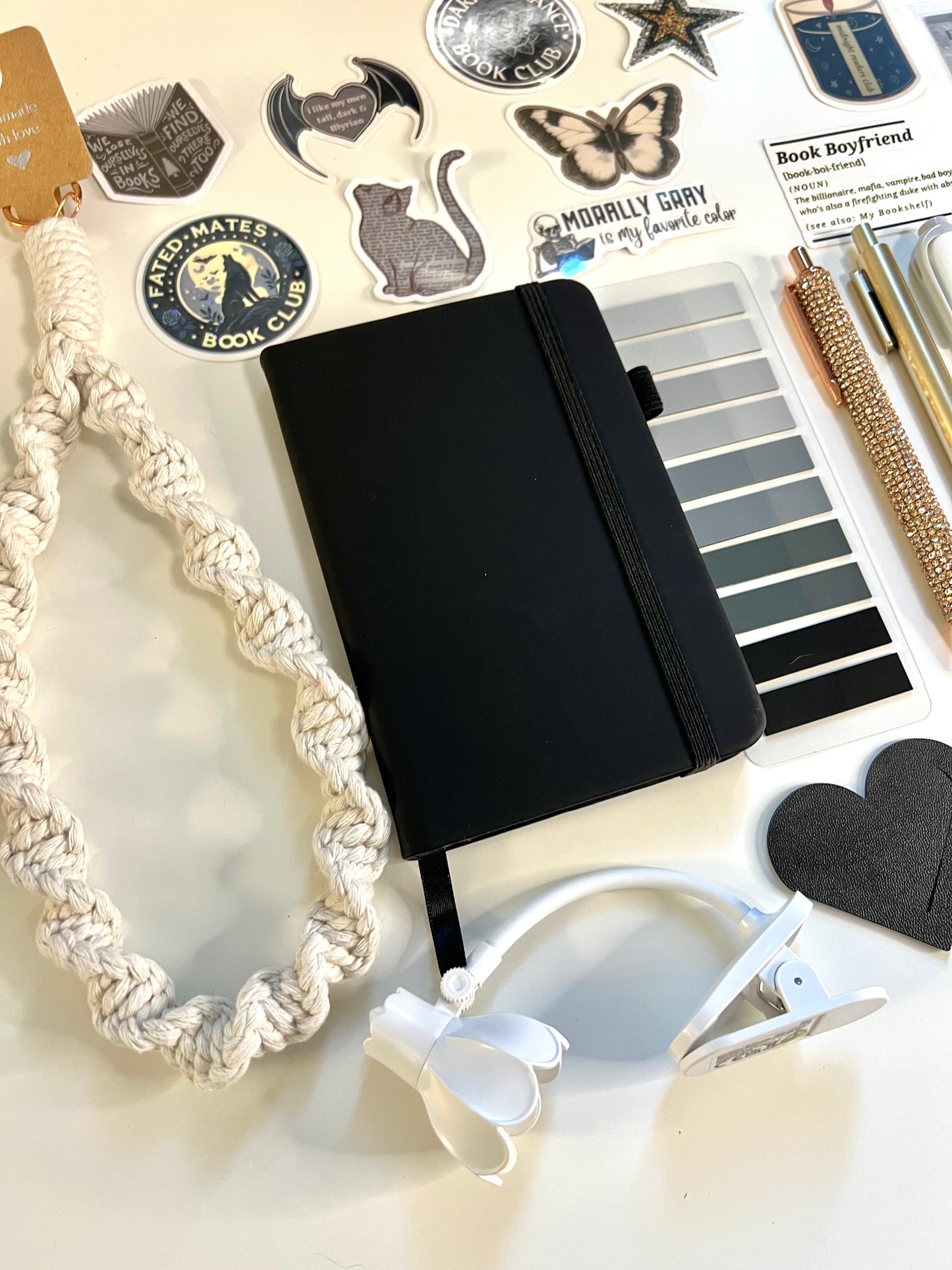 Moonlight Black Bookisg Bundle | VALUE OF 55$CAD\33$USD