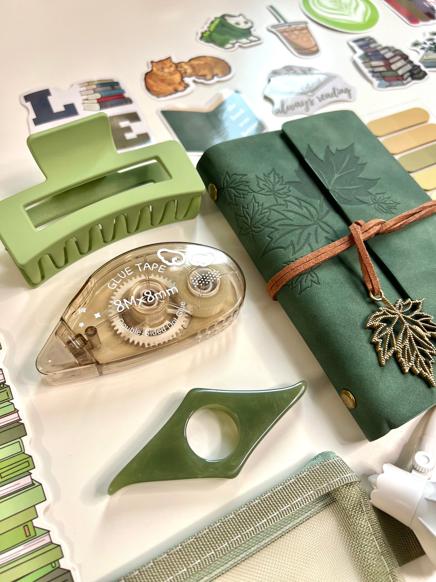 GREEN Reading Kit Bookish Bundle (RKBB005)