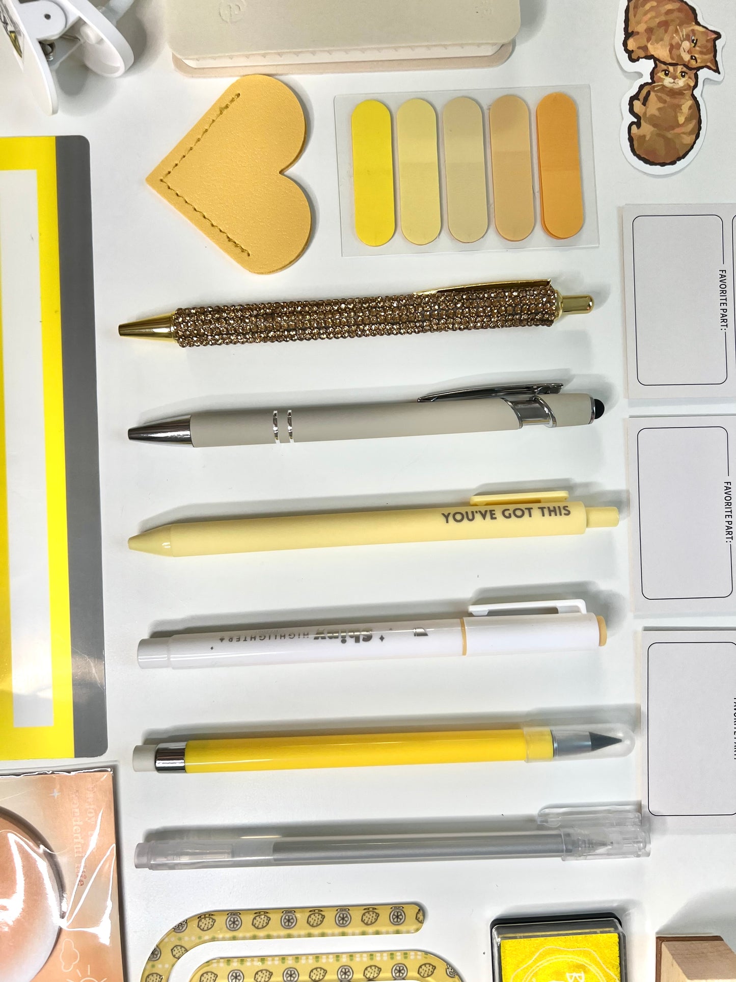 YELLOW Reading Kit Bookish Bundle (RKBB008)