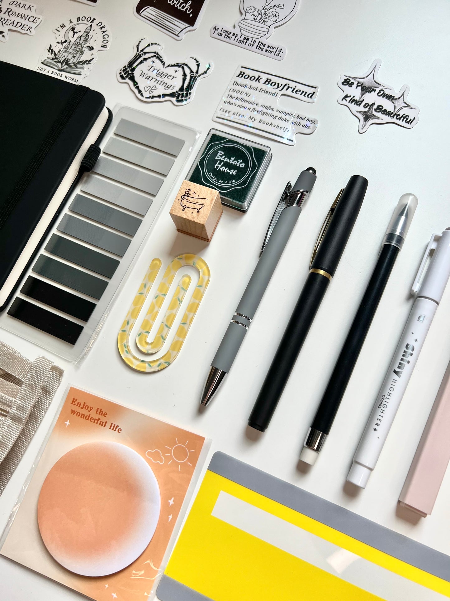 Black & Yellow STARTER Bookish Bundle (Value $55CAD/$39USD)