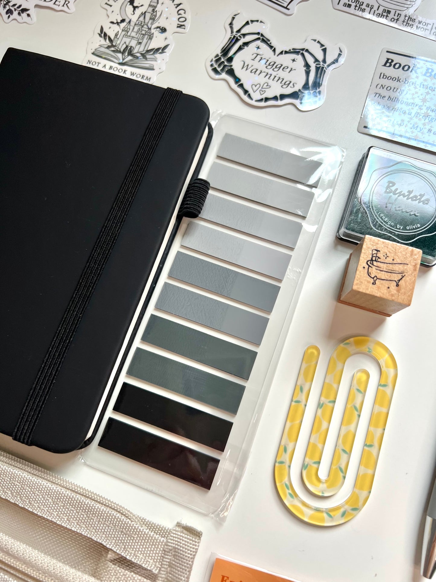 Black & Yellow STARTER Bookish Bundle (Value $55CAD/$39USD)