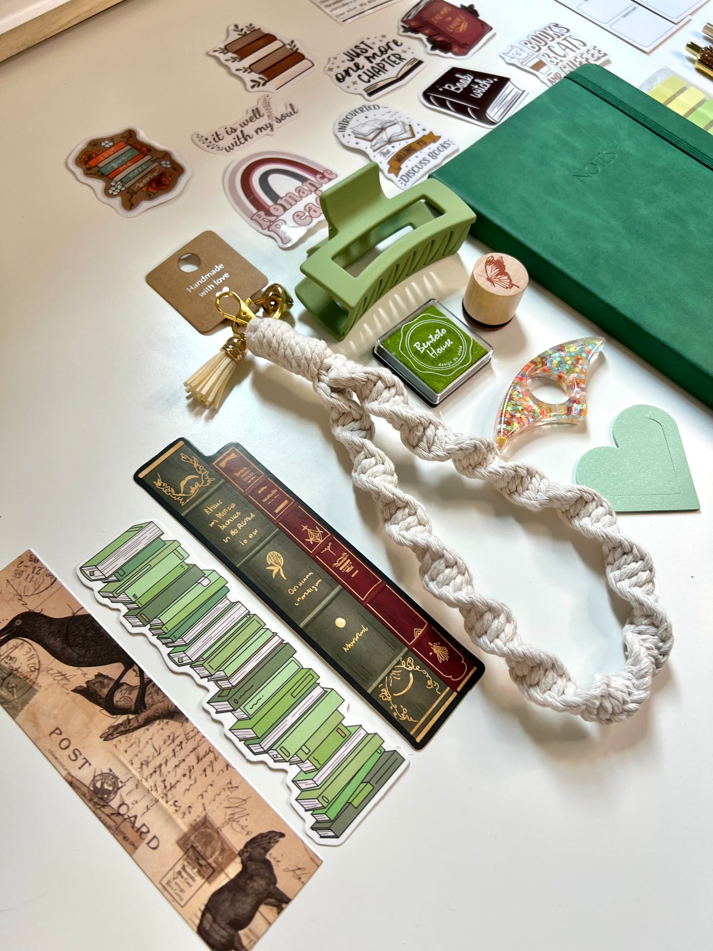 GREEN Bookish A6 Journal Bundle | 20+ Bookish Items | Reading Gift Set 📚